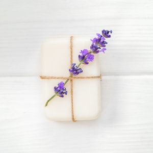 Artisanal White Sulfate Free Melt & Pour Glycerin Soap Base