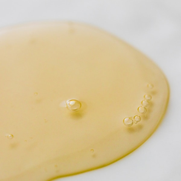 PEG-40 Hydrogenated Castor Oil (Pomade Solubilizer)