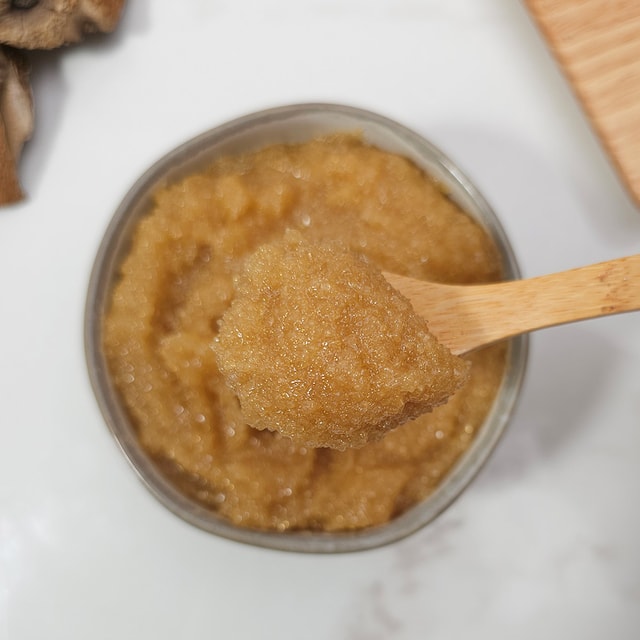 Vanilla Coconut Island Glo Spoon Texture