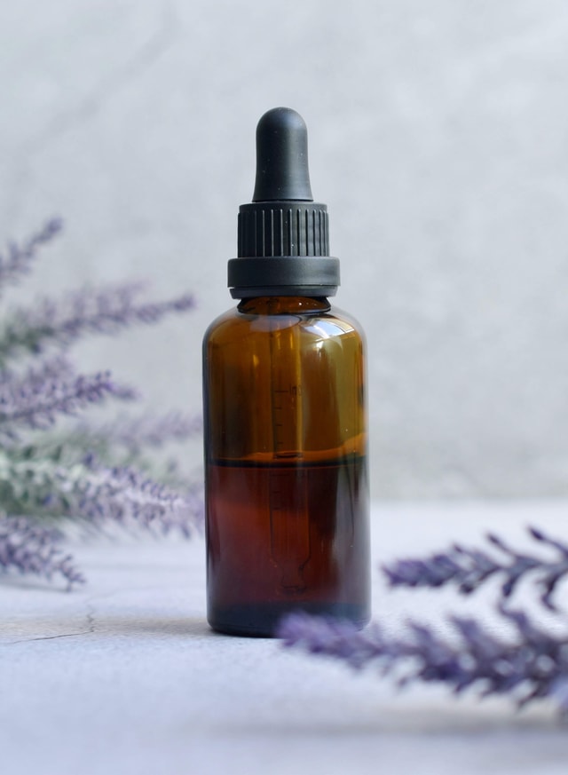 fragrance-essential-oil-art_minify