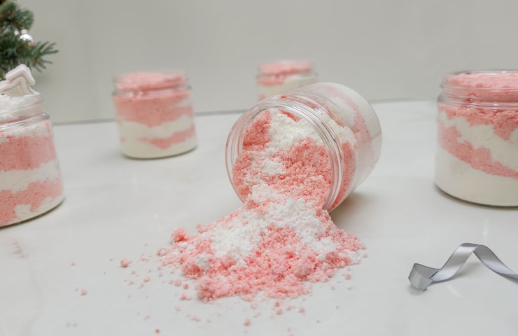 Candy Cane Fizzie Bath Powder
