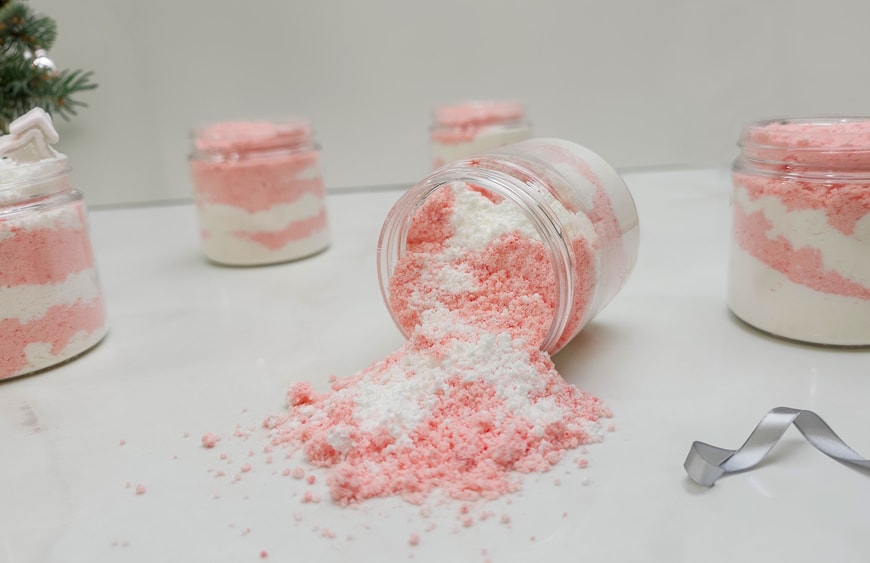 Candy Cane Fizzie Bath Powder