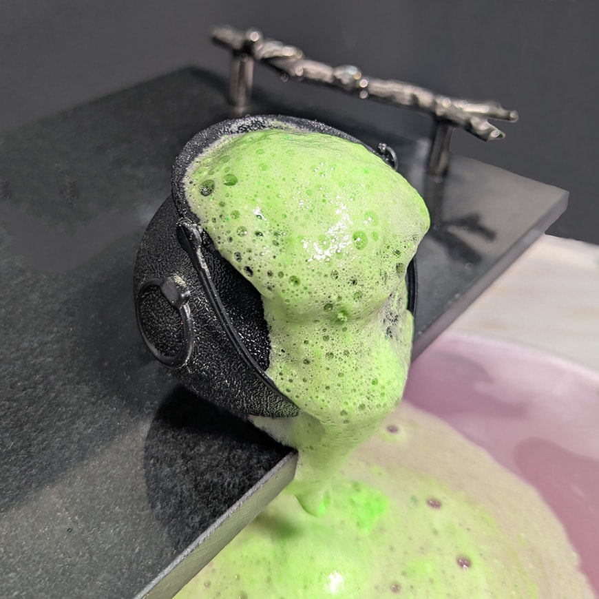 cauldron bath bomb 